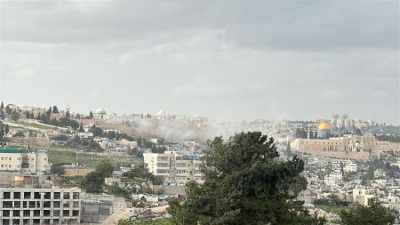 سقوط شظايا وسائل قتالية وصواريخ اعتراضية نتيجة الرشقات الصاروخية